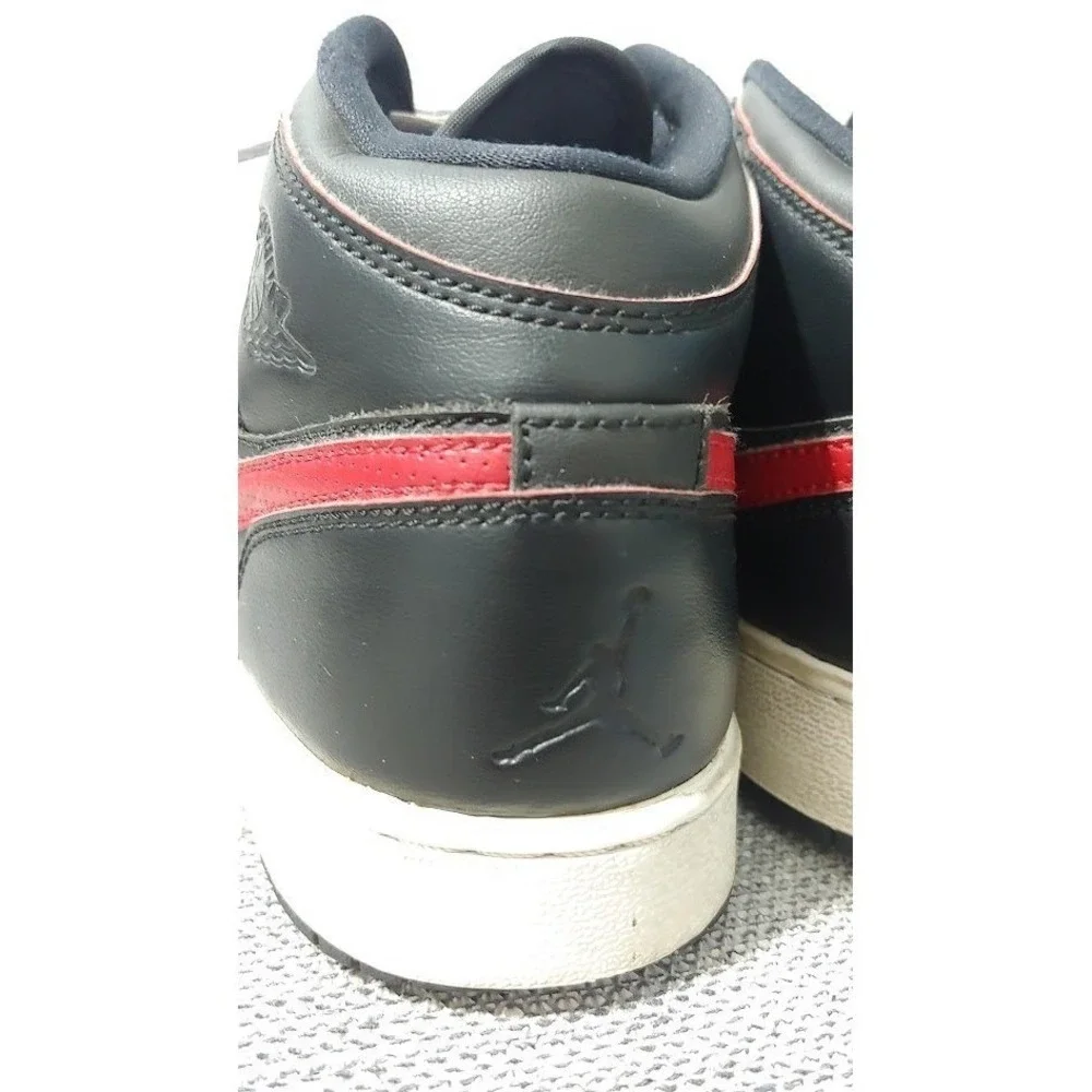 Nike Air Jordan 1 Mid GS Youth Size 6Y Black Gym Red 554725-009 Sneakers